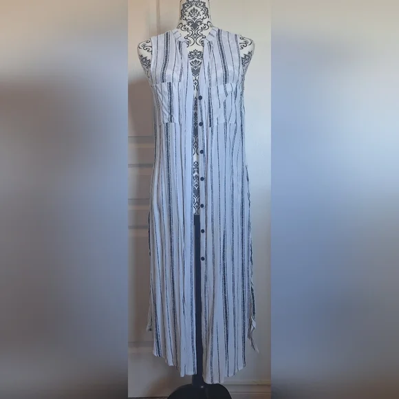 Kismet sheer white & black vest/cardigan size M - Picture 2 of 8